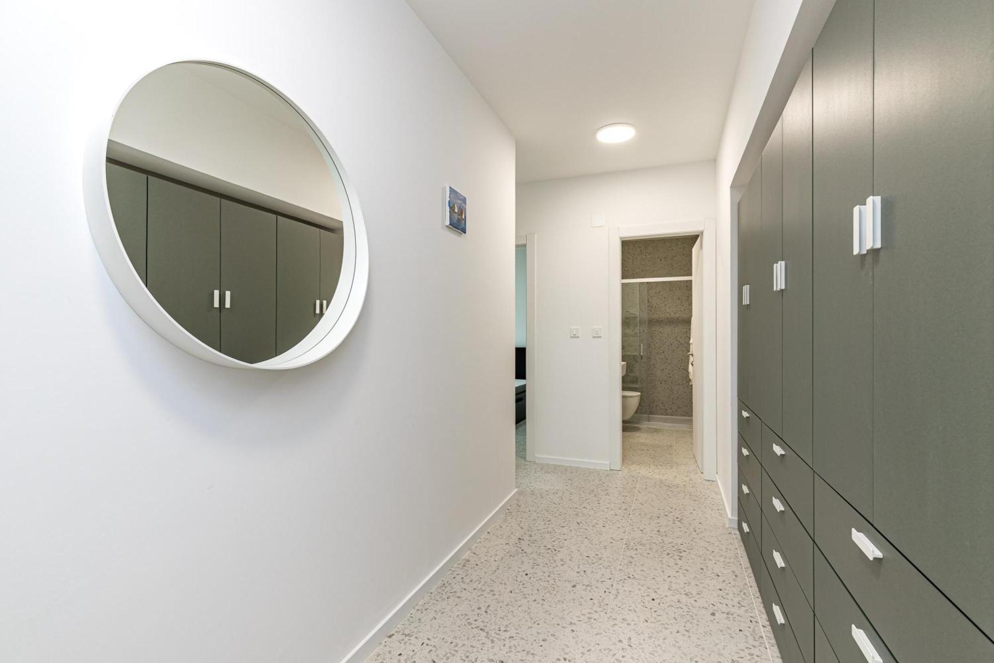 Sapore Di Mare Apartments - Happy Rentals バスカ エクステリア 写真