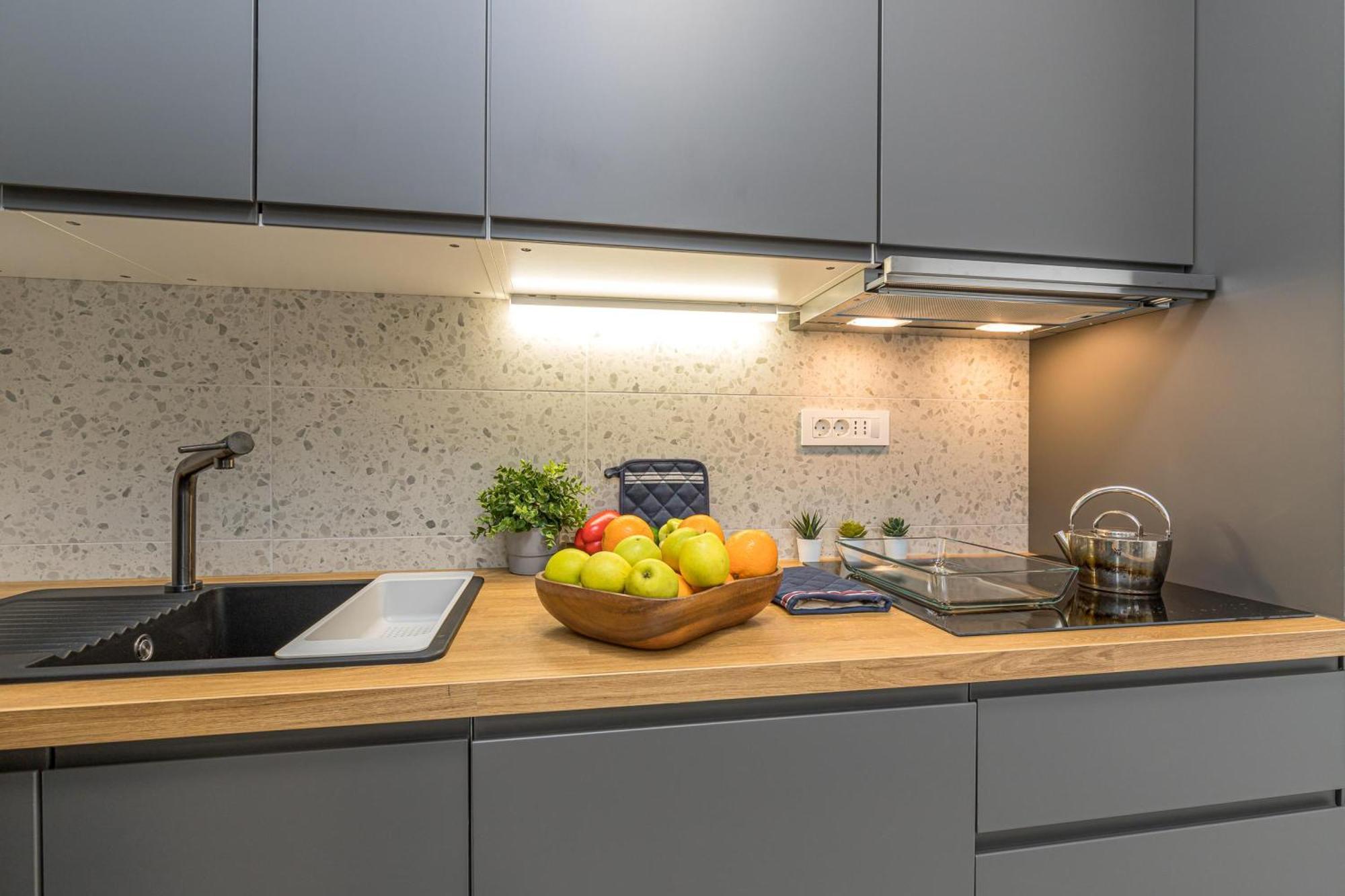 Sapore Di Mare Apartments - Happy Rentals バスカ エクステリア 写真