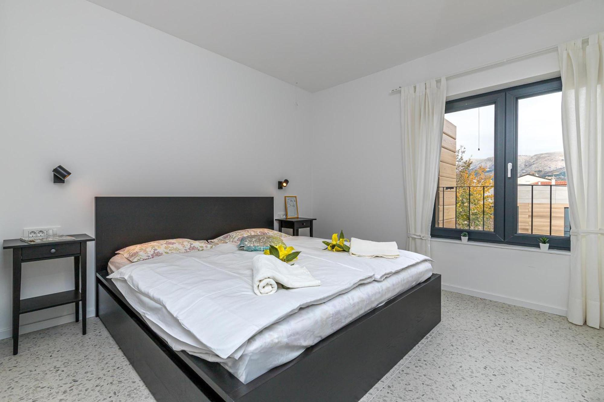 Sapore Di Mare Apartments - Happy Rentals バスカ エクステリア 写真