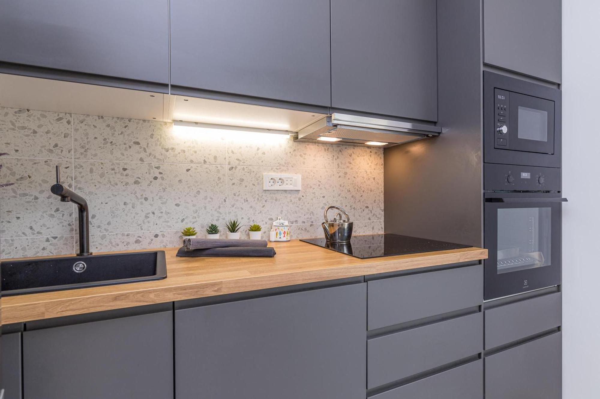 Sapore Di Mare Apartments - Happy Rentals バスカ エクステリア 写真