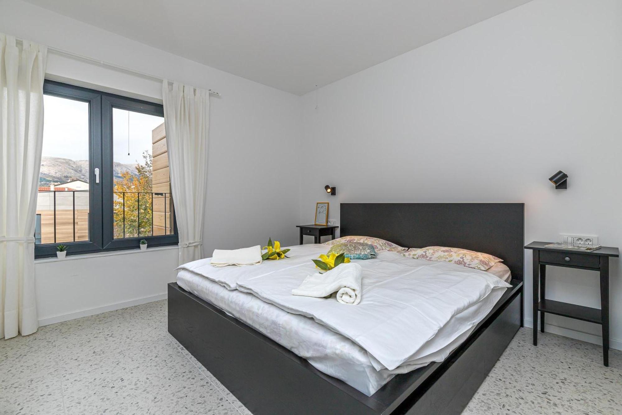 Sapore Di Mare Apartments - Happy Rentals バスカ エクステリア 写真